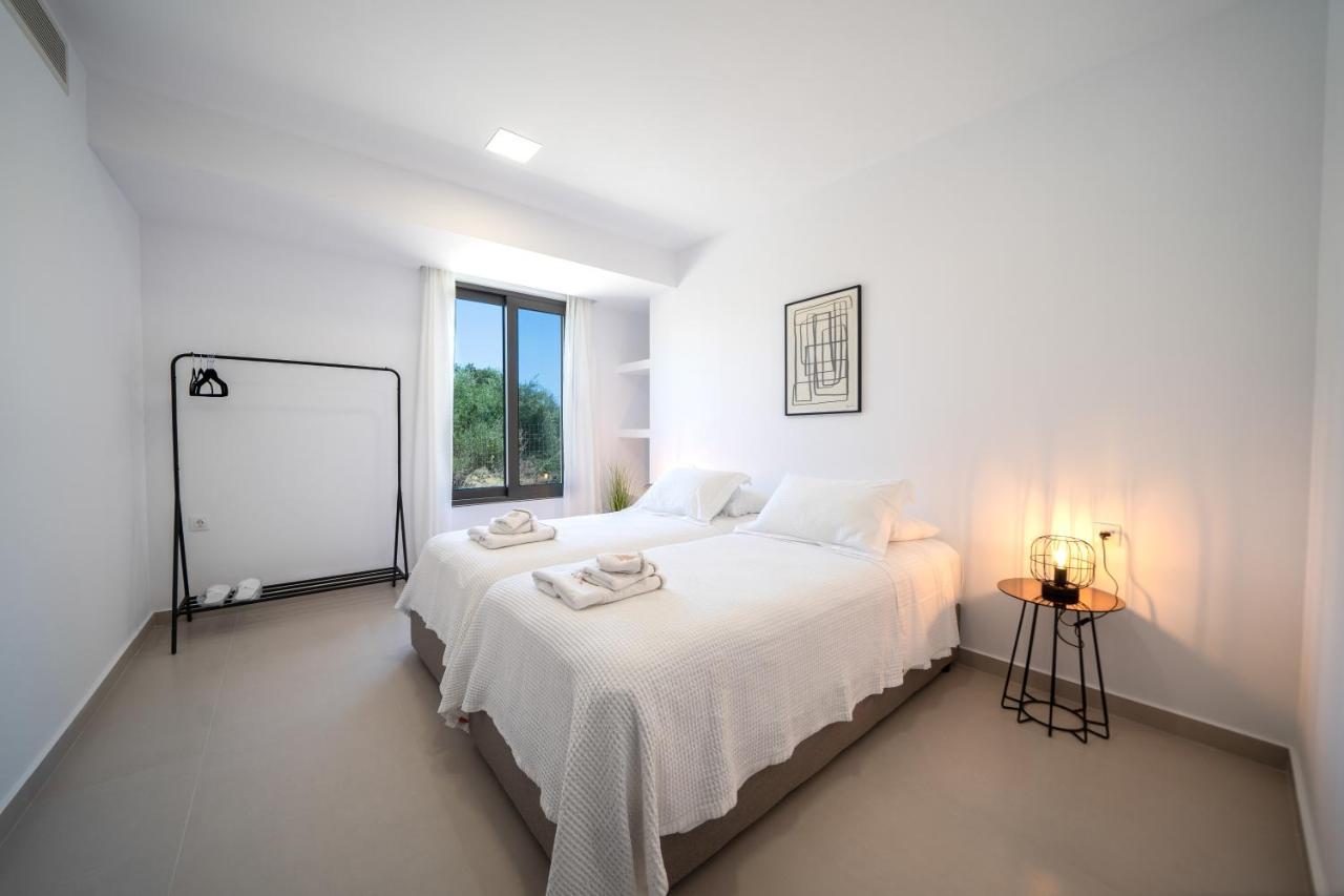 Villa Vivian Heated Private Swimming Pool & Jacuzzi Georgioupoli Ngoại thất bức ảnh